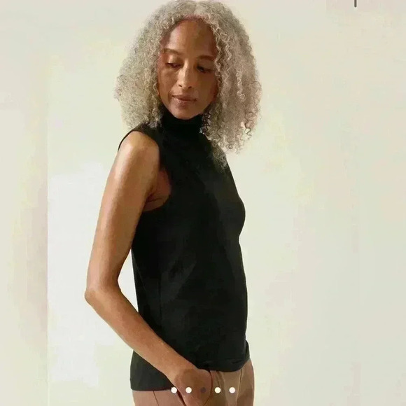 Athleta Outbound Tank, black, small - Picture 3 of 3